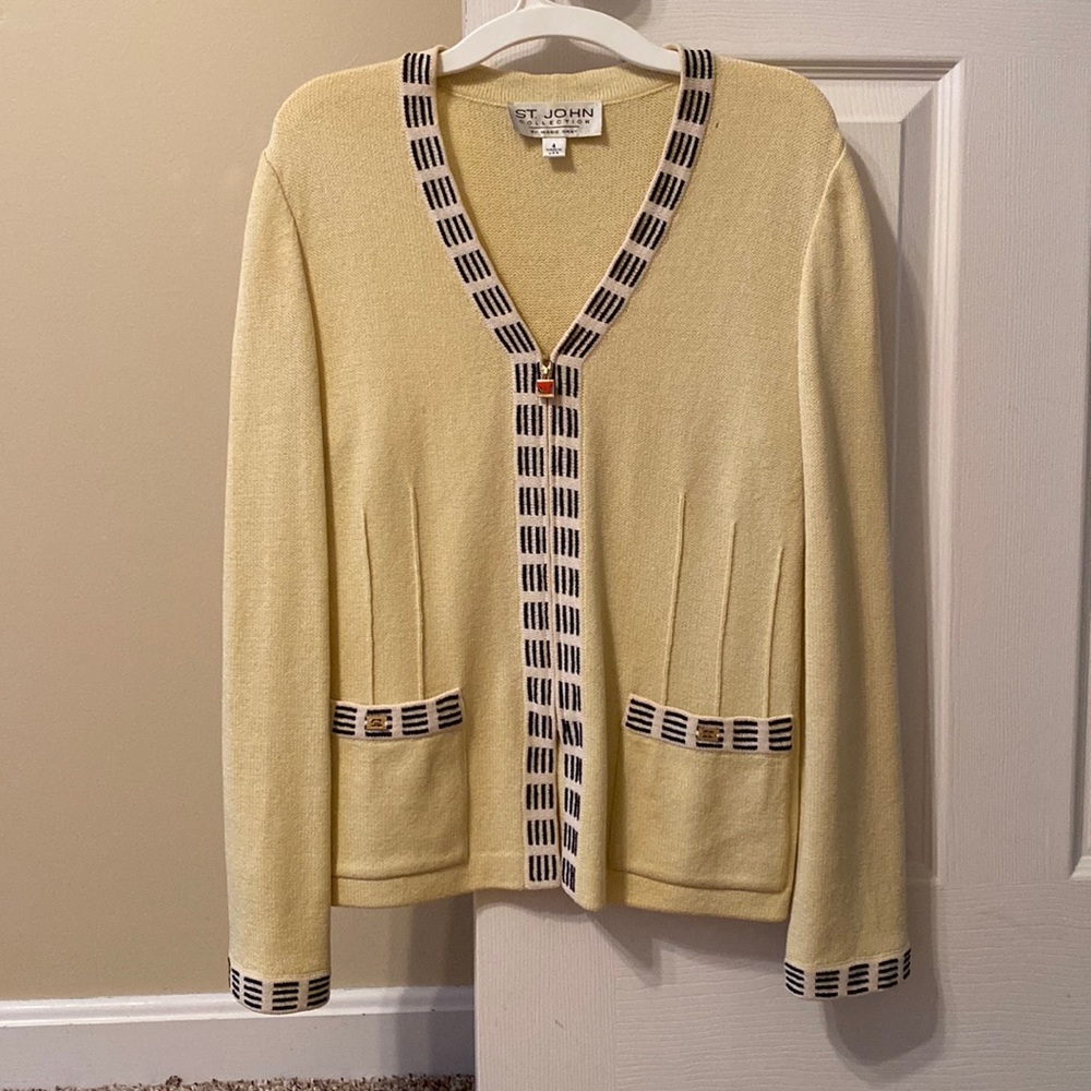 St. John Knit yellow blazer